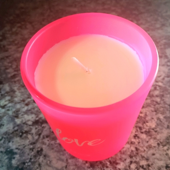 🕯️ DW Home "Love" Pink Peony & Passion fruit Summer Designer Candle (NWT!) - Picture 4 of 7